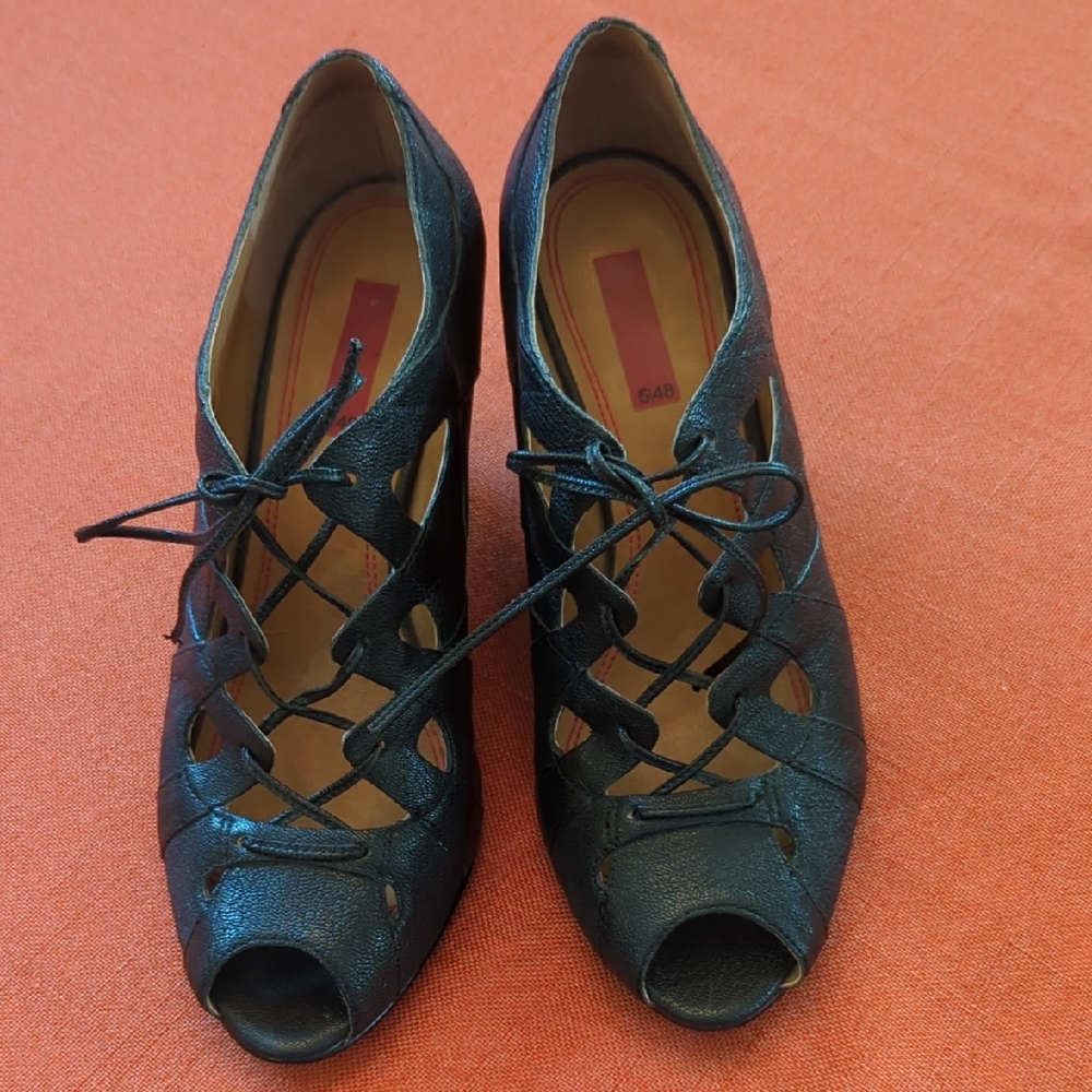 Black 548 Saks Fifth Ave Wedges